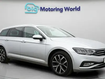 Usado VW Passat SEL 150 HP (110 kW) 2023 Carrinha