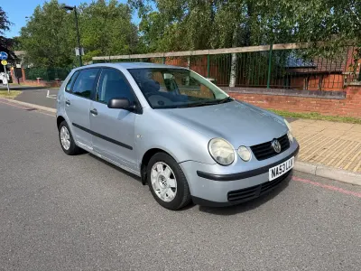 Used VW Polo 75 HP (55 kW) 2003 Silver Hatchback