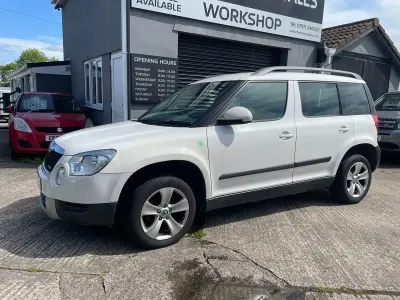 Używany Skoda Yeti GreenLine 105 KM (77 kW) 2011 Biały SUV