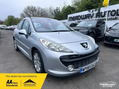 Begagnad Peugeot 207 Premium 90 HK (66 kW) 2008 Silver Halvkombi