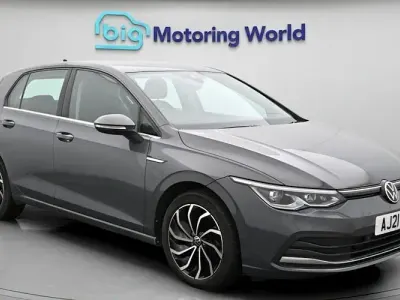 Used VW Golf VIII Style 131 HP (96 kW) 2023 Hatchback