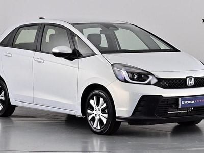 Premium sunlight white New 2025 Honda Jazz Elegance Hatchback | £22,990 (Good price)