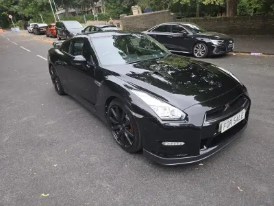 Used Nissan GT-R Premium Edition 650 HP (478 kW) 2012 Black Coupe
