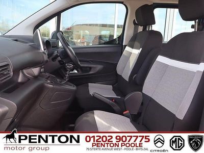Used Citroën Berlingo Feel 110 HP (80 kW) 2023 Blue MPV