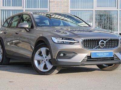 used Volvo V60 2.0 D4 Auto AWD Euro 6 (s/s) 5dr
