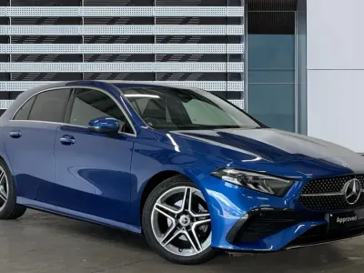 Begagnad Mercedes A200 Executive 163 HK (119 kW) 2024 Halvkombi