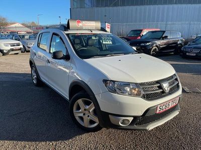 White Used 2015 Dacia Sandero Ambiance Hatchback | £2,495 (Expensive)