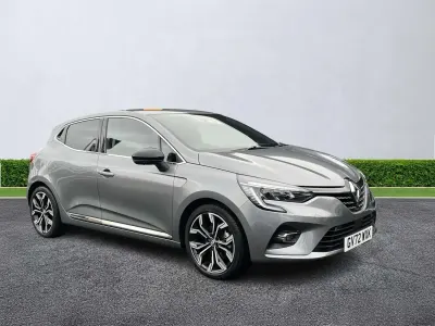 Usado Renault Clio V Techno 145 HP (106 kW) 2023 Cinzento Citadino