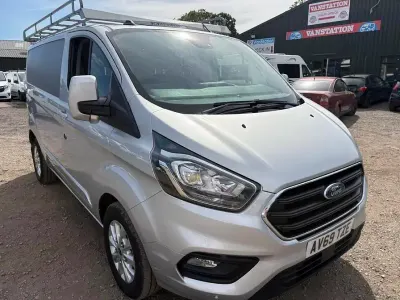 Used Ford Transit Custom Limited 130 HP (95 kW) 2019 Silver Van