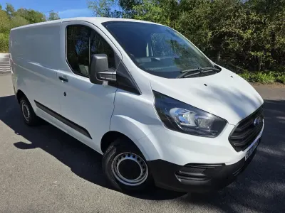 Used Ford Transit Custom 105 HP (77 kW) 2020 White Van