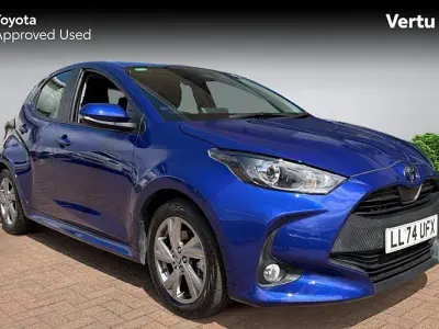 Second-hand Toyota Yaris Hybrid 116 CP (85 kW) 2026 Hatchback
