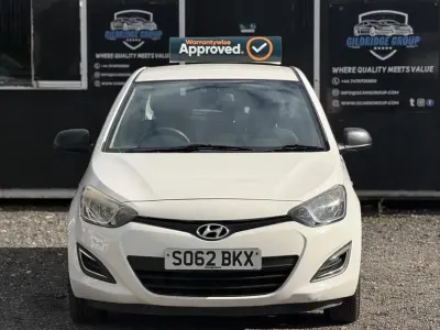 Used Hyundai i20 Classic 86 HP (63 kW) 2013 White Hatchback