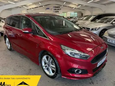 Used Ford S-MAX Sport 150 HP (110 kW) 2016 Red MPV