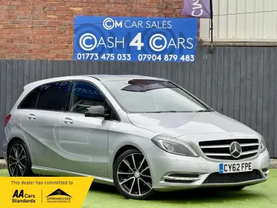 Used Mercedes B180 122 HP (89 kW) 2012 Silver Hatchback