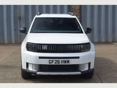 New Fiat Grande Panda Pop 108 HP (79 kW) 2026 White Hatchback