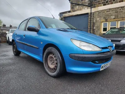 Używany Peugeot 206 75 KM (55 kW) 2000 Niebieski Hatchback
