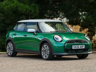 New Mini Cooper Classic 114 kW (156 HP) 2026 British racing green iv Hatchback
