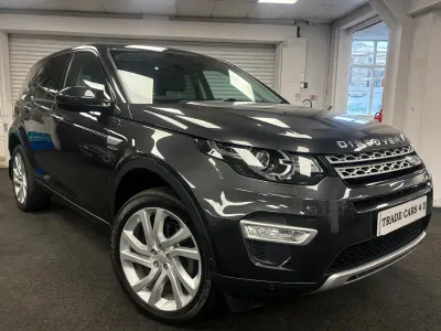 Begagnad Land Rover Discovery Sport HSE Luxury 180 HK (132 kW) 2017 Grå SUV