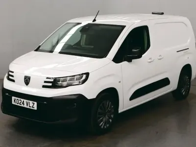 Second-hand Peugeot Partner 100 CP (73 kW) 2024 Alb Monovolum