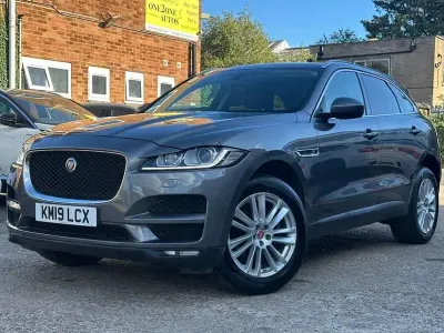 Used Jaguar F-Pace Portfolio 180 HP (132 kW) 2019 Grey SUV