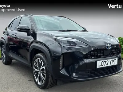 Used Toyota Yaris Hybrid 116 HP (85 kW) 2022 Eclipse black Estate