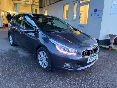 Used Kia Ceed 2012 Silver Hatchback