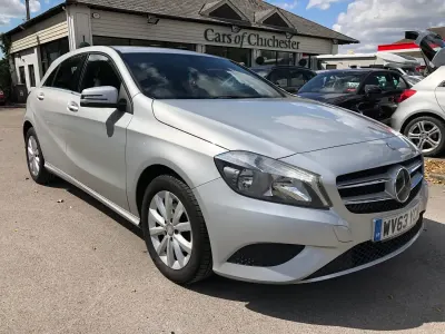 Used Mercedes A180 SE 107 HP (78 kW) 2013 Silver Hatchback