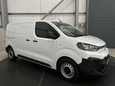 Used Citroën Dispatch 120 HP (88 kW) 2025 White MPV