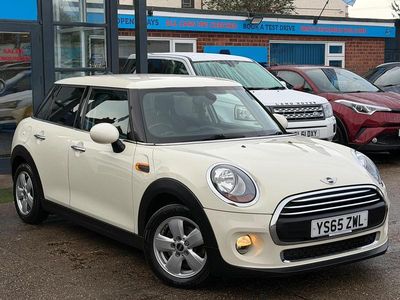 Used Mini ONE Hatch 102 HP (75 kW) 2015 White Hatchback