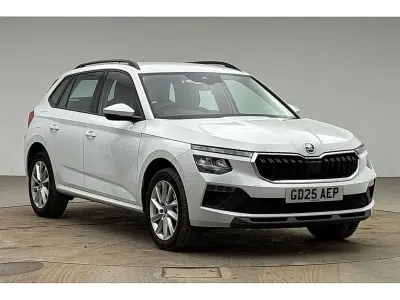 Used Skoda Kamiq SE 70 HP (51 kW) 2025 Moon white metallic SUV