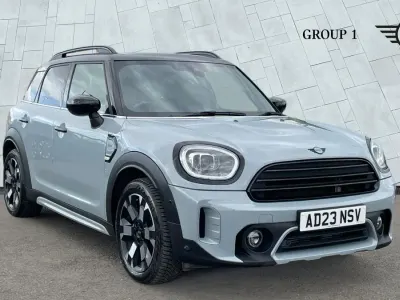 Usado Mini Cooper Countryman Untamed Edition 136 HP (100 kW) 2023 Cinzento SUV