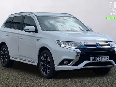 Used Mitsubishi Outlander P-HEV 203 HP (149 kW) 2017 White Estate