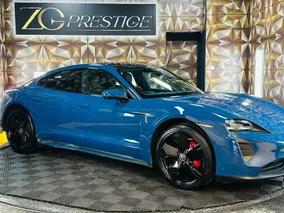 Usado Porsche Taycan 419 kW (571 HP) 2023 Sedan
