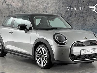 Begagnad Mini Cooper Classic 150 kW (204 HK) 2026 Halvkombi