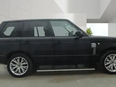 Begagnad Land Rover Range Rover Autobiography 313 HK (230 kW) 2012 Svart SUV