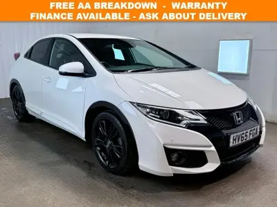 Begagnad Honda Civic Sport 142 HK (104 kW) 2015 Vit Halvkombi