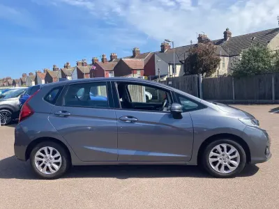 Second-hand Honda Jazz SE 102 CP (75 kW) 2019 Gri Hatchback