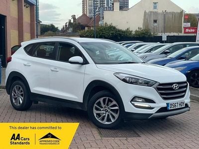 White Used 2017 Hyundai Tucson SE SUV | £8,450 (Fair price)