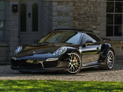 Usado Porsche 911 Turbo S 560 HP (411 kW) 2013 Preto Coupé