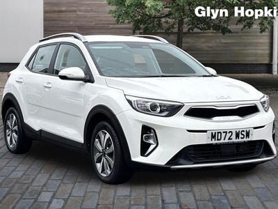Used Kia Stonic 99 HP (72 kW) 2023 White SUV