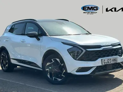Used Kia Sportage GT-Line S 148 HP (108 kW) 2023 Fusion white / black roof SUV