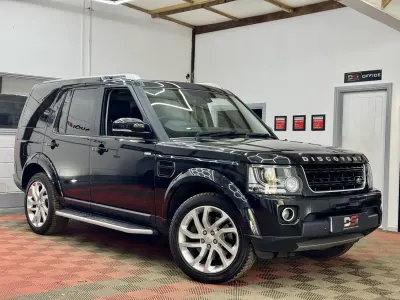 Używany Land Rover Discovery 4 Landmark 256 KM (188 kW) 2016 Czarny SUV