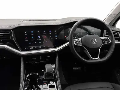 New VW Touareg Elegance 381 HP (280 kW) 2026 Black SUV