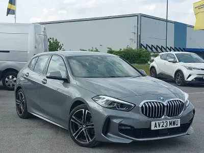 Używany BMW 118 M Sport 136 KM (100 kW) 2023 Szary Hatchback