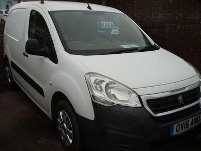 White Used 2016 Peugeot Partner MPV | £4,995 (Fair price)