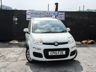 Używany Fiat Panda Easy 69 KM (50 kW) 2015 Biały Hatchback