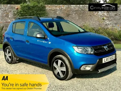 Used Dacia Sandero Lauréate 90 HP (66 kW) 2017 Blue Hatchback
