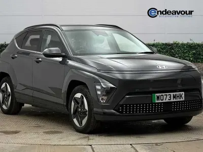 Begagnad Hyundai Kona Advanced 160 kW (218 HK) 2024 Grå SUV