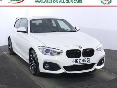 Begagnad BMW 120 M Sport 190 HK (139 kW) 2017 Vit Halvkombi