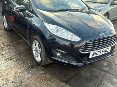 Used Ford Fiesta Zetec 80 HP (58 kW) 2013 Black Hatchback